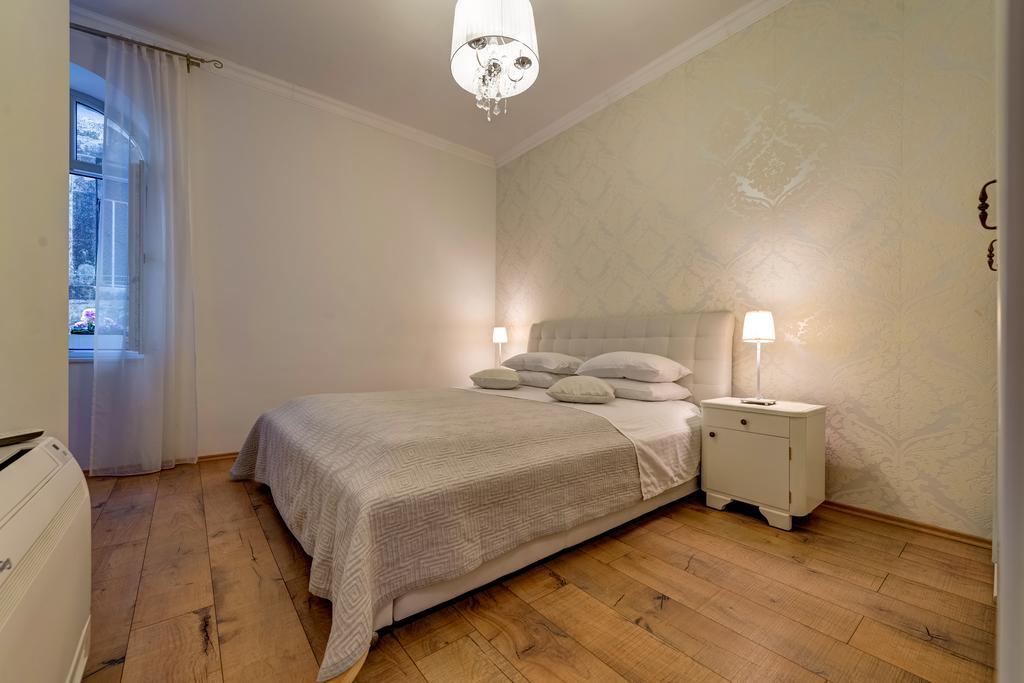 Temple Luxury Apartments & Rooms Split Eksteriør bilde