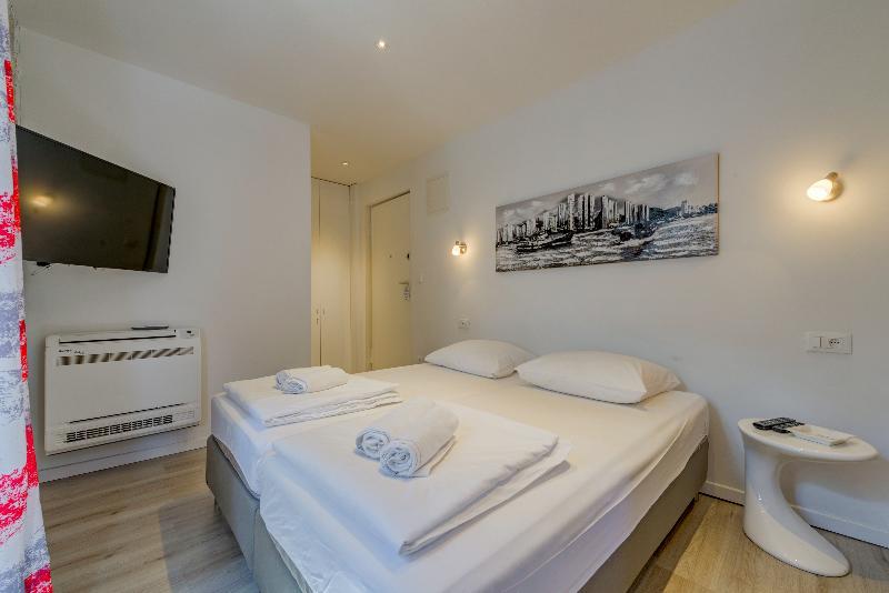 Temple Luxury Apartments & Rooms Split Eksteriør bilde