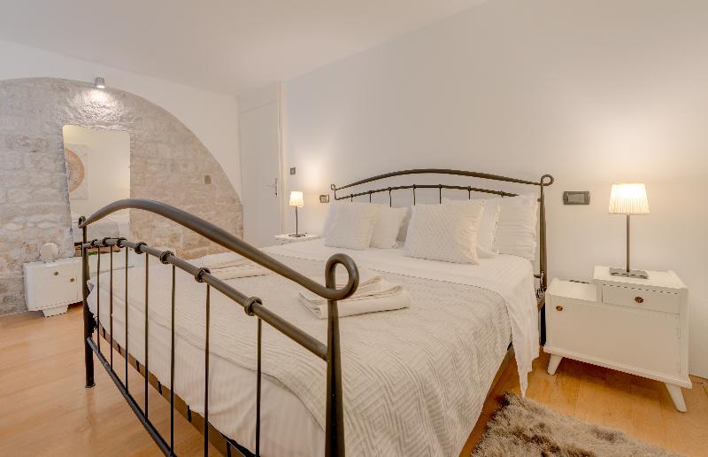Temple Luxury Apartments & Rooms Split Eksteriør bilde